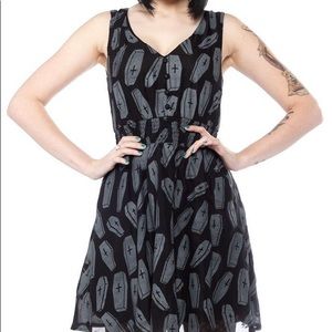 Coffin dress sourpuss